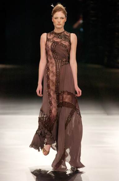 desfiles-samuelcirnansck-saopauloinverno2005rtw-125