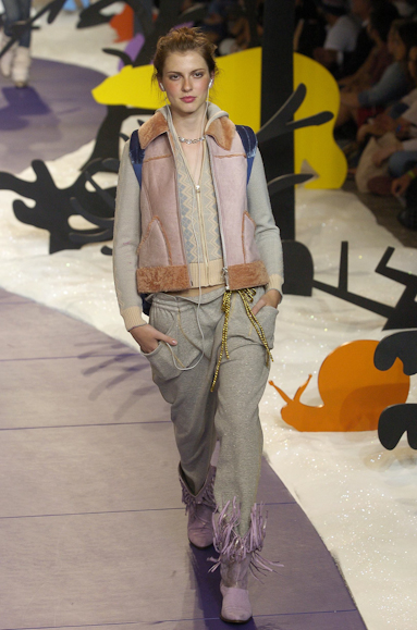 desfiles-triton-saopauloinverno2005rtw-119