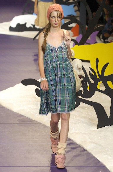 desfiles-triton-saopauloinverno2005rtw-132