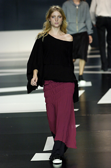 desfiles-uma-saopauloinverno2005rtw-103