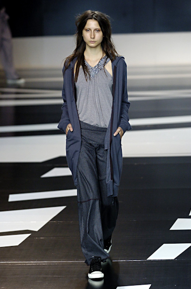 desfiles-uma-saopauloinverno2005rtw-106