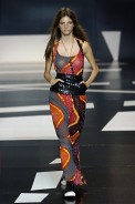desfiles-uma-saopauloinverno2005rtw-111