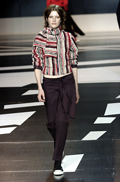 desfiles-uma-saopauloinverno2005rtw-114