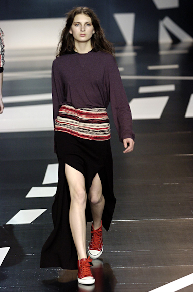 desfiles-uma-saopauloinverno2005rtw-115