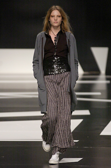 desfiles-uma-saopauloinverno2005rtw-118