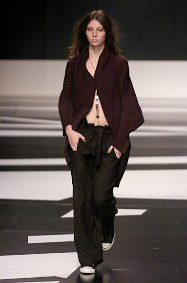 desfiles-uma-saopauloinverno2005rtw-119