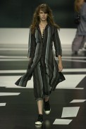 desfiles-uma-saopauloinverno2005rtw-120