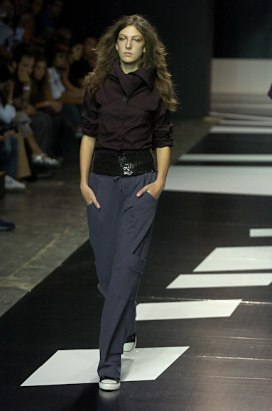 desfiles-uma-saopauloinverno2005rtw-121