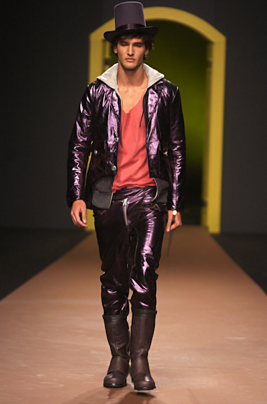desfiles-vrom-saopauloinverno2005rtw-100
