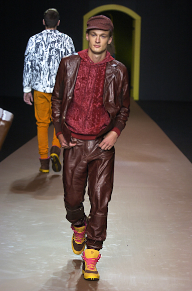 desfiles-vrom-saopauloinverno2005rtw-105