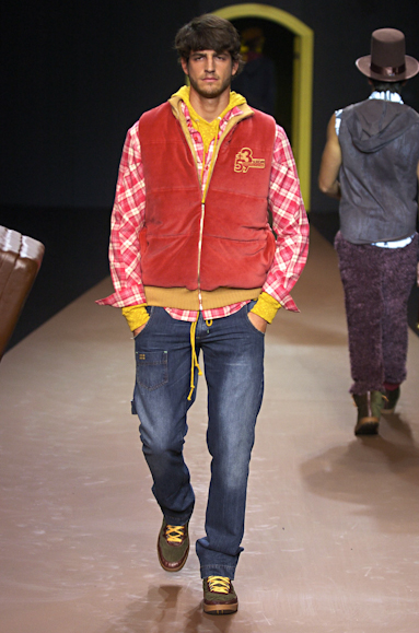 desfiles-vrom-saopauloinverno2005rtw-117