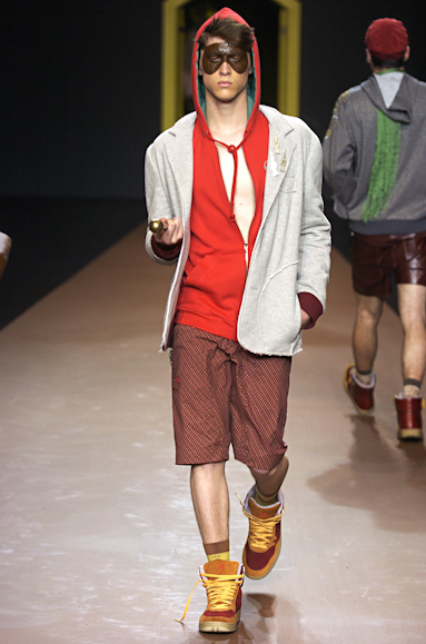 desfiles-vrom-saopauloinverno2005rtw-124