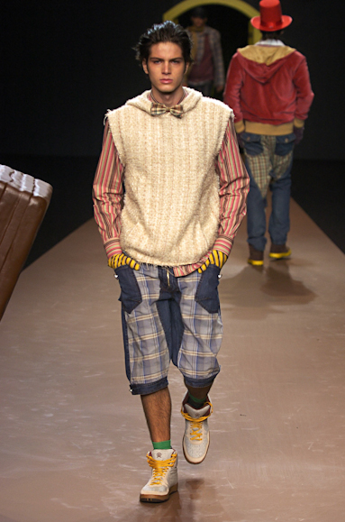 desfiles-vrom-saopauloinverno2005rtw-128