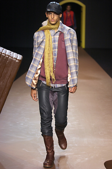 desfiles-vrom-saopauloinverno2005rtw-129