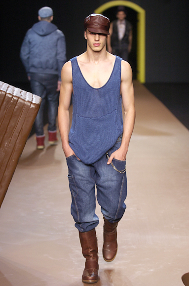 desfiles-vrom-saopauloinverno2005rtw-135