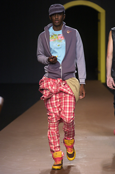 desfiles-vrom-saopauloinverno2005rtw-137
