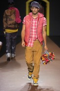 desfiles-vrom-saopauloinverno2005rtw-140