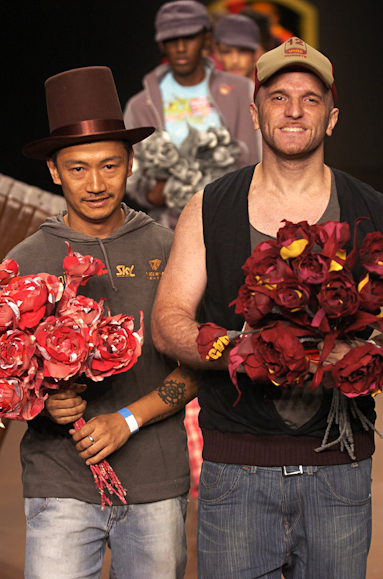 desfiles-vrom-saopauloinverno2005rtw-144