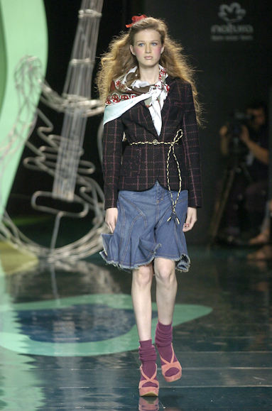 desfiles-videbula-saopauloinverno2005rtw-120