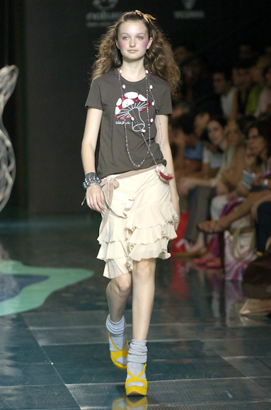 desfiles-videbula-saopauloinverno2005rtw-123