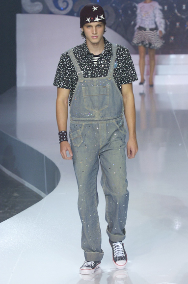 desfiles-zapping-saopauloinverno2005rtw-107