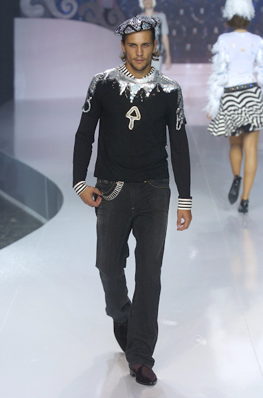 desfiles-zapping-saopauloinverno2005rtw-109