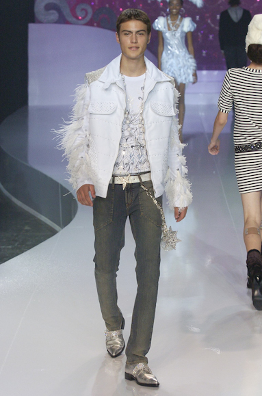 desfiles-zapping-saopauloinverno2005rtw-111