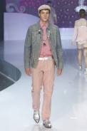 desfiles-zapping-saopauloinverno2005rtw-116