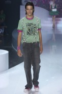 desfiles-zapping-saopauloinverno2005rtw-124