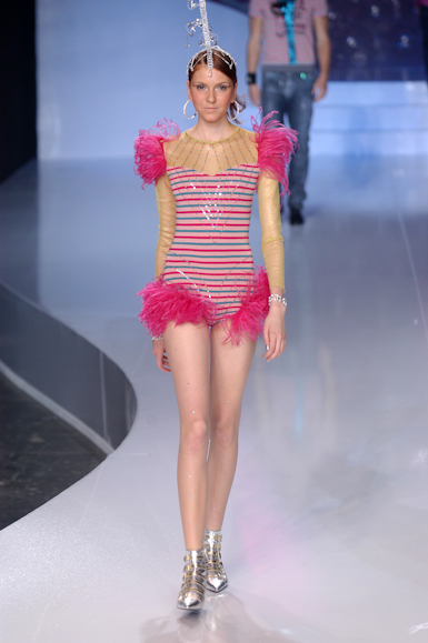 desfiles-zapping-saopauloinverno2005rtw-129