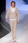 desfiles-zapping-saopauloinverno2005rtw-139