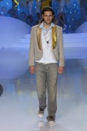desfiles-zapping-saopauloinverno2005rtw-141