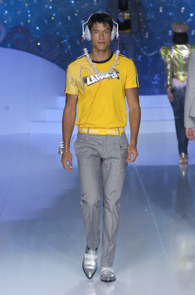 desfiles-zapping-saopauloinverno2005rtw-142