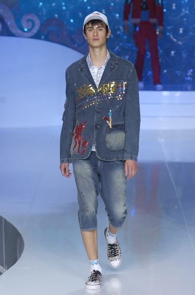 desfiles-zapping-saopauloinverno2005rtw-147