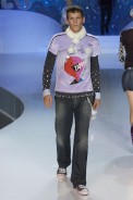 desfiles-zapping-saopauloinverno2005rtw-159