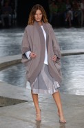desfiles-zoomp-saopauloinverno2005rtw-119