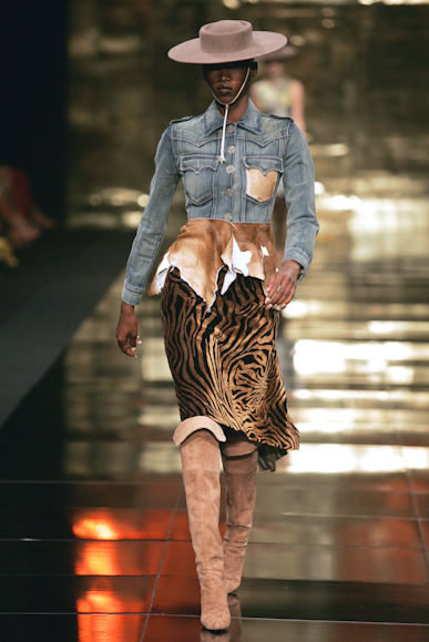 desfiles-animale-rioinverno2005rtw-128