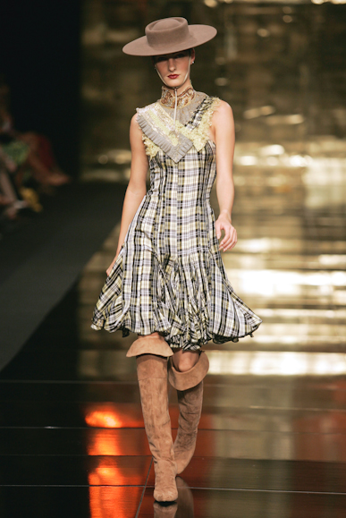 desfiles-animale-rioinverno2005rtw-129