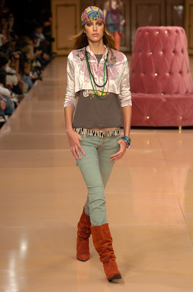 desfiles-colcci-rioinverno2005rtw-115
