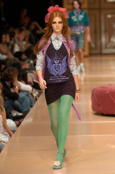 desfiles-colcci-rioinverno2005rtw-123
