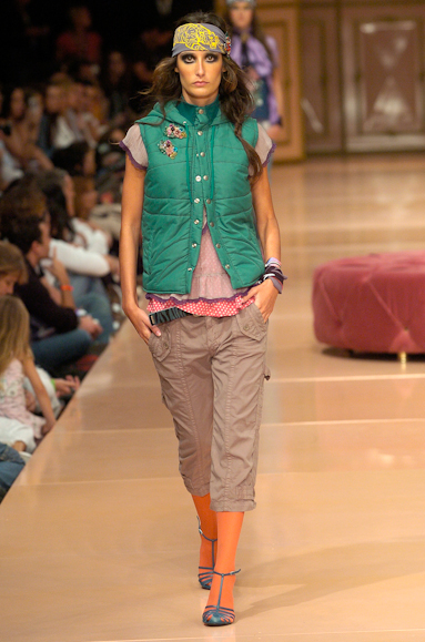 desfiles-colcci-rioinverno2005rtw-136