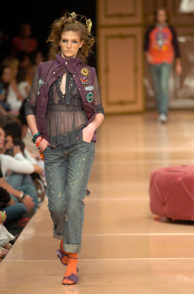 desfiles-colcci-rioinverno2005rtw-144