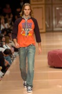 desfiles-colcci-rioinverno2005rtw-145