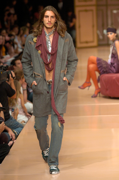 desfiles-colcci-rioinverno2005rtw-150