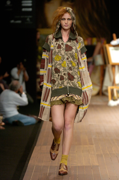 desfiles-coven-rioinverno2005rtw-103