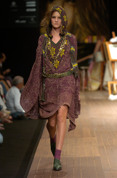 desfiles-coven-rioinverno2005rtw-121