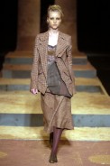desfiles-mariabonita-rioinverno2005rtw-102
