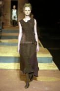 desfiles-mariabonita-rioinverno2005rtw-107