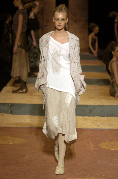 desfiles-mariabonita-rioinverno2005rtw-111