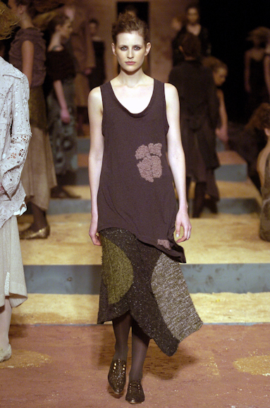 desfiles-mariabonita-rioinverno2005rtw-119
